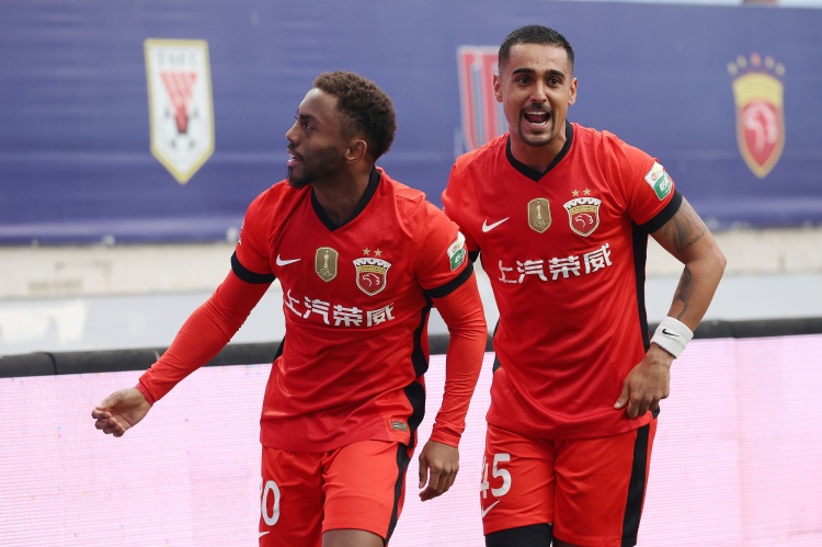 本赛季英超过人数排行：多库63次居首，萨卡49次第5